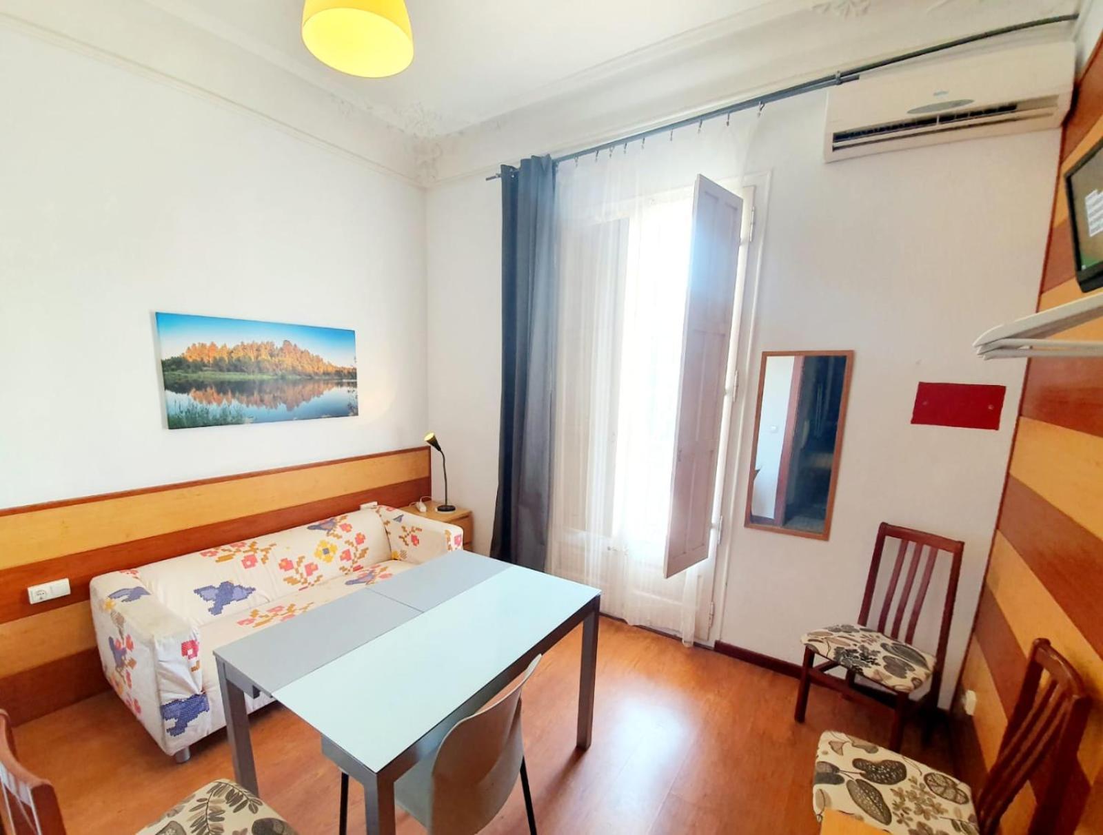 Apartamento Urgell Barcelona Exterior photo